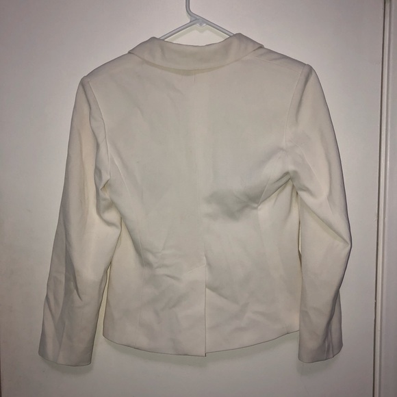 solid white blazer - Picture 2 of 3
